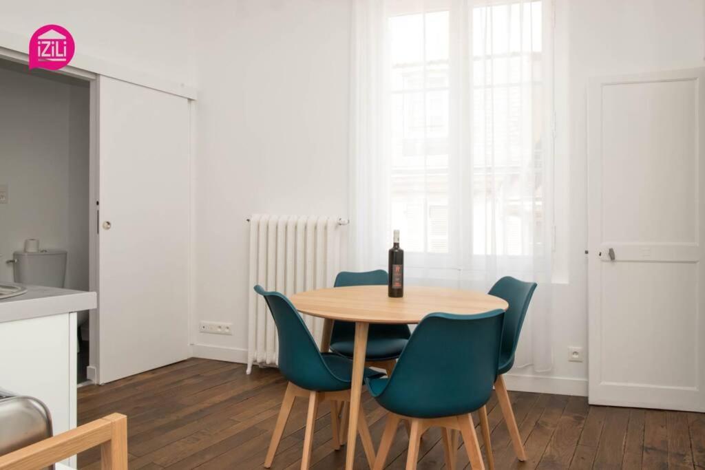 Le Karijini - Hyper Centre, Poitiers Appartement Buitenkant foto