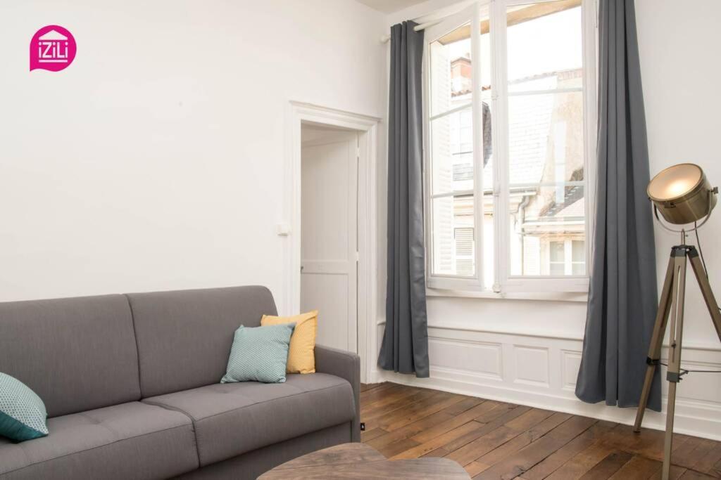 Le Karijini - Hyper Centre, Poitiers Appartement Buitenkant foto